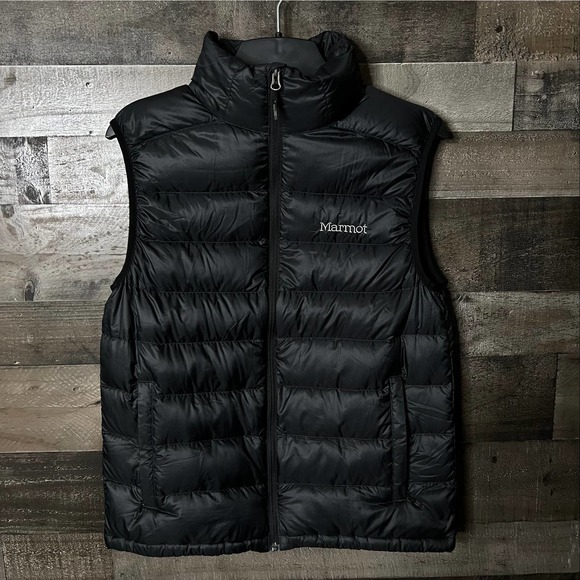 SOLD Marmot 800 Down Vest Medium - Picture 1 of 3